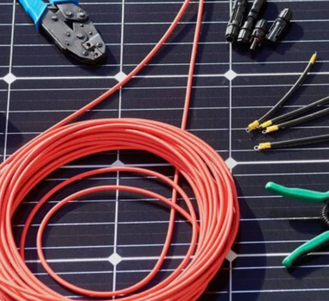 Подробнее о статье Потери на кабелях: когда они достигают 8–10 % (и как этого не замечать)