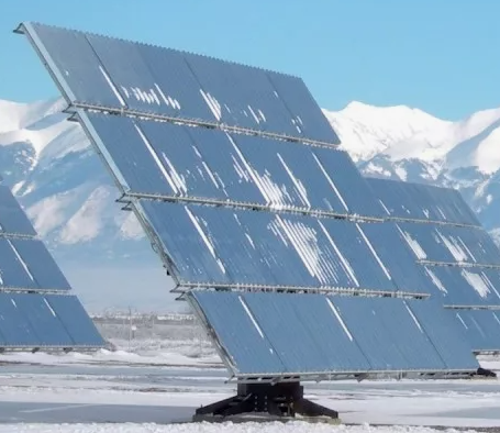 Подробнее о статье Точка росы под панелью: конденсат, коррозия и микрогрибок на обратной стороне модуля