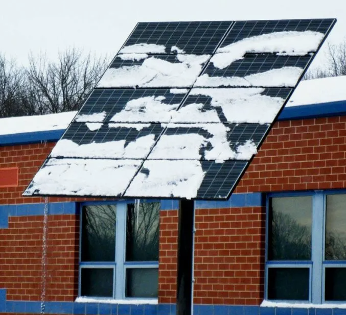 Подробнее о статье Температурная усадка кабеля зимой: почему MC4 «выскальзывает» при −30 °C