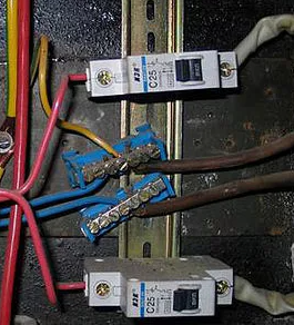 Подробнее о статье Проблема «нулевого провода» в трёхфазных системах при неравномерной генерации