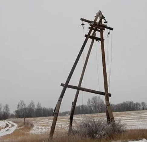 Подробнее о статье Как влияет низкое качество сети (скачки, гармоники) на ресурс инвертора — данные из полевых замеров в РФ