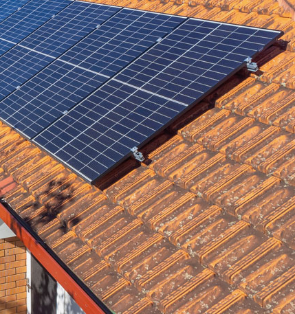 Подробнее о статье Монтаж на «штучную» черепицу (бетонную, керамическую) без разрушения